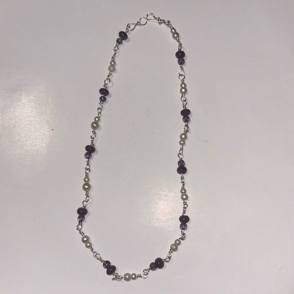 Chic Pearl and Purple Bead Necklace